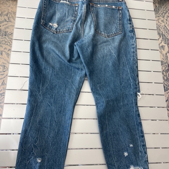 Abercrombie & Fitch Mom Jean - Picture 4 of 5